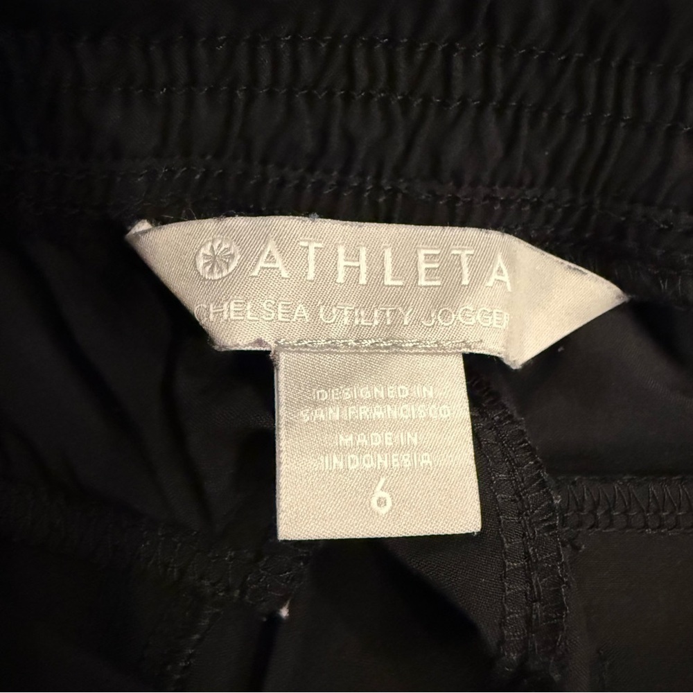 Athleta Pants Chelsea Utility Jogger Black Color Pull On Sz 6 - Picture 8 of 13